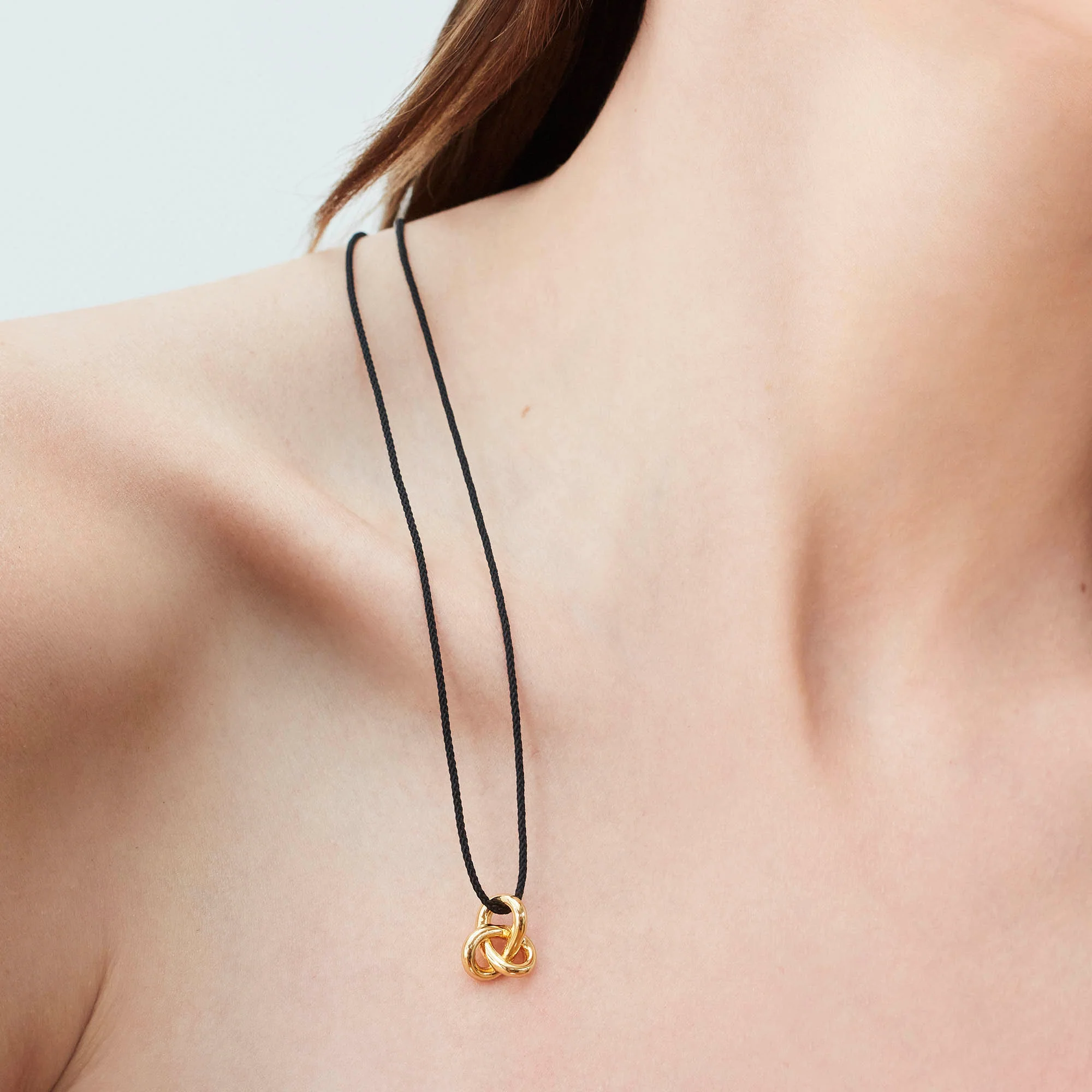 Amara Cord Necklace Silver - Image 3