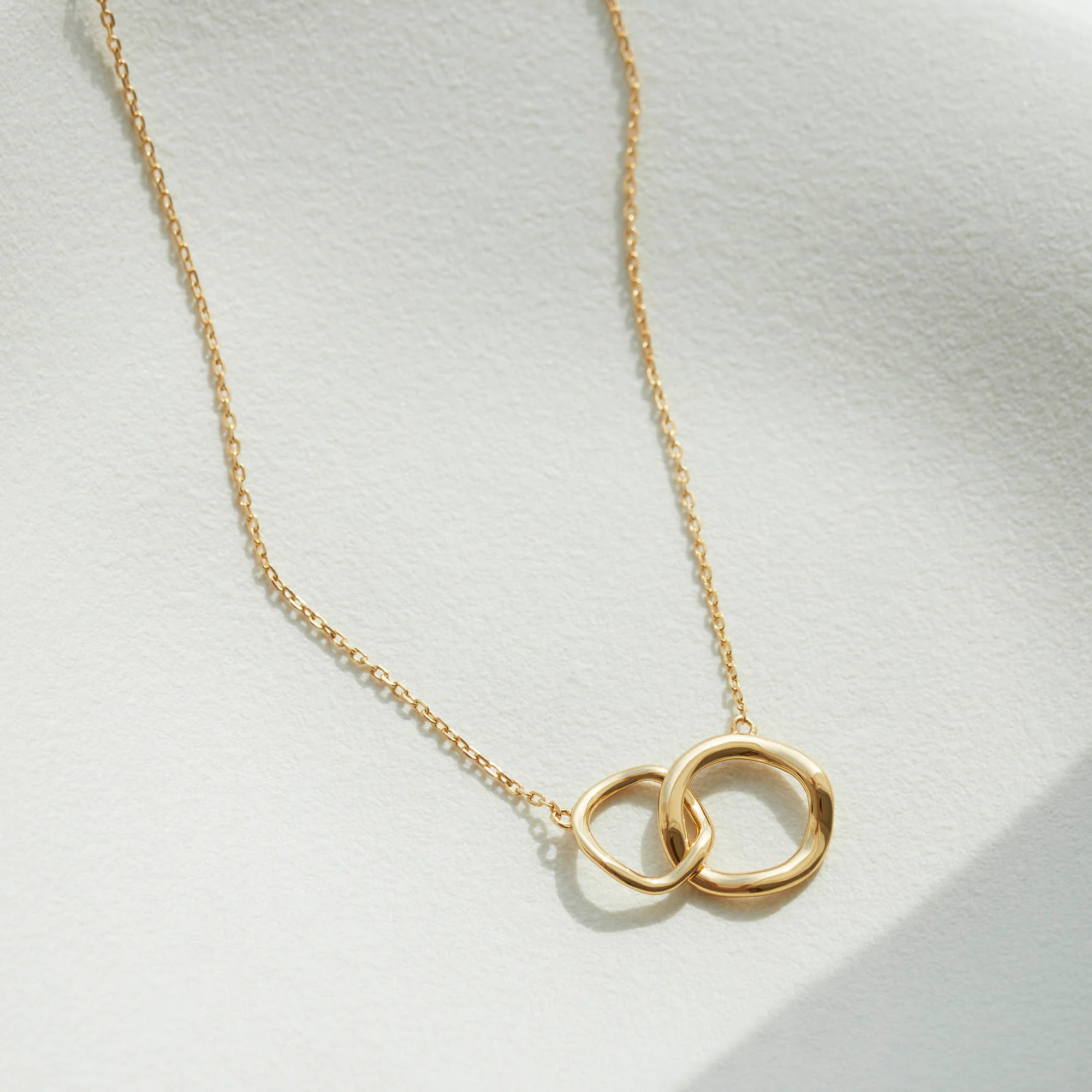 Connected Necklace Gold - Image 2