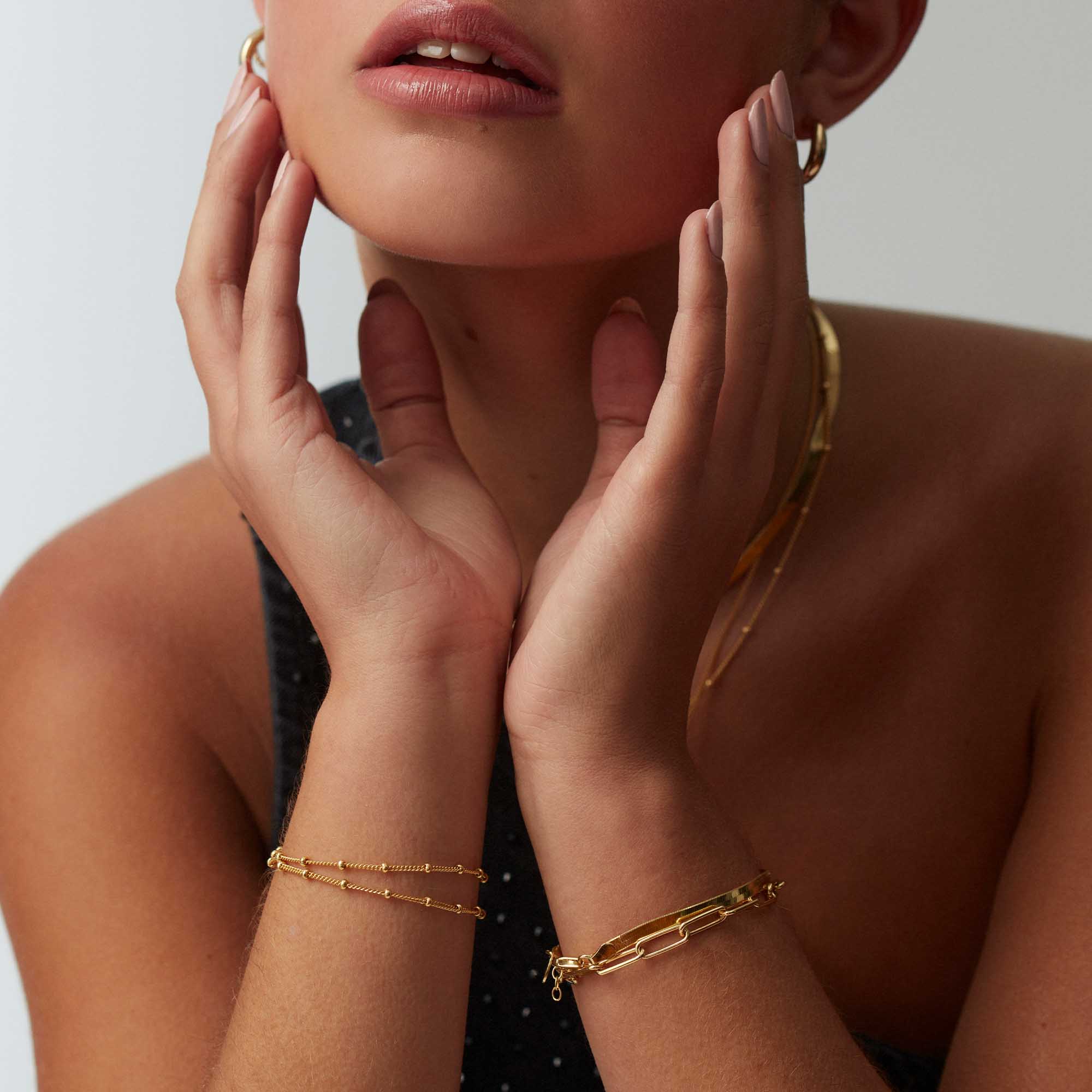 Duo Bead Bracelet Gold - Image 4